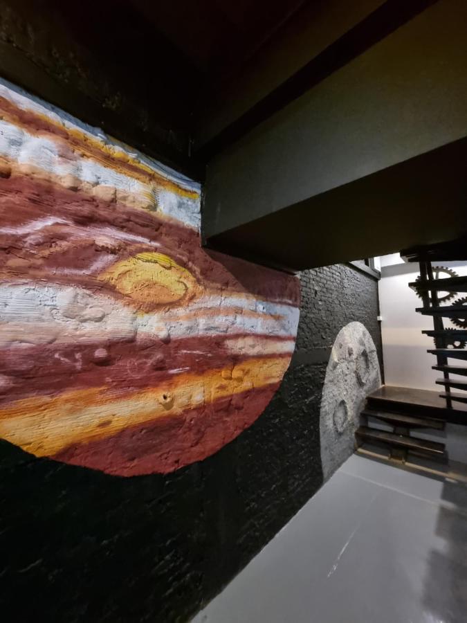 Met A Space Pod @Phrom Phong バンコク都 エクステリア 写真